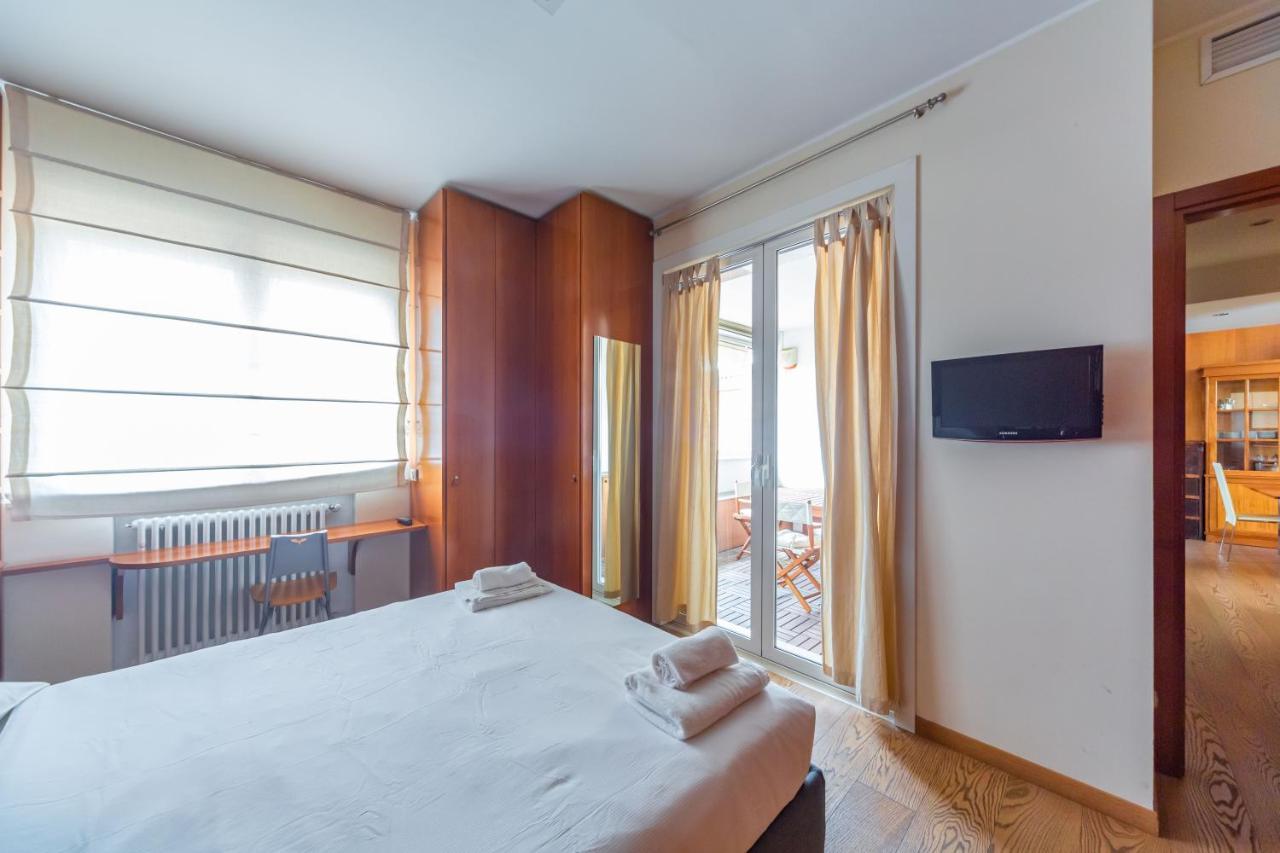 Apartamento Cozy Apt - Corso Vercelli & Conciliazione M1 Milán